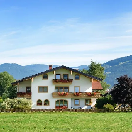 Appartement-gaestehaus Ursula Apartament *