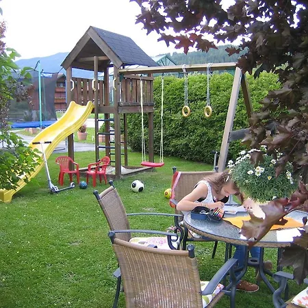 Appartement-gaestehaus Ursula Apartament *