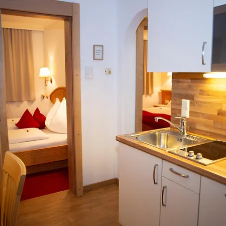 Appartement-gaestehaus Ursula アパート *